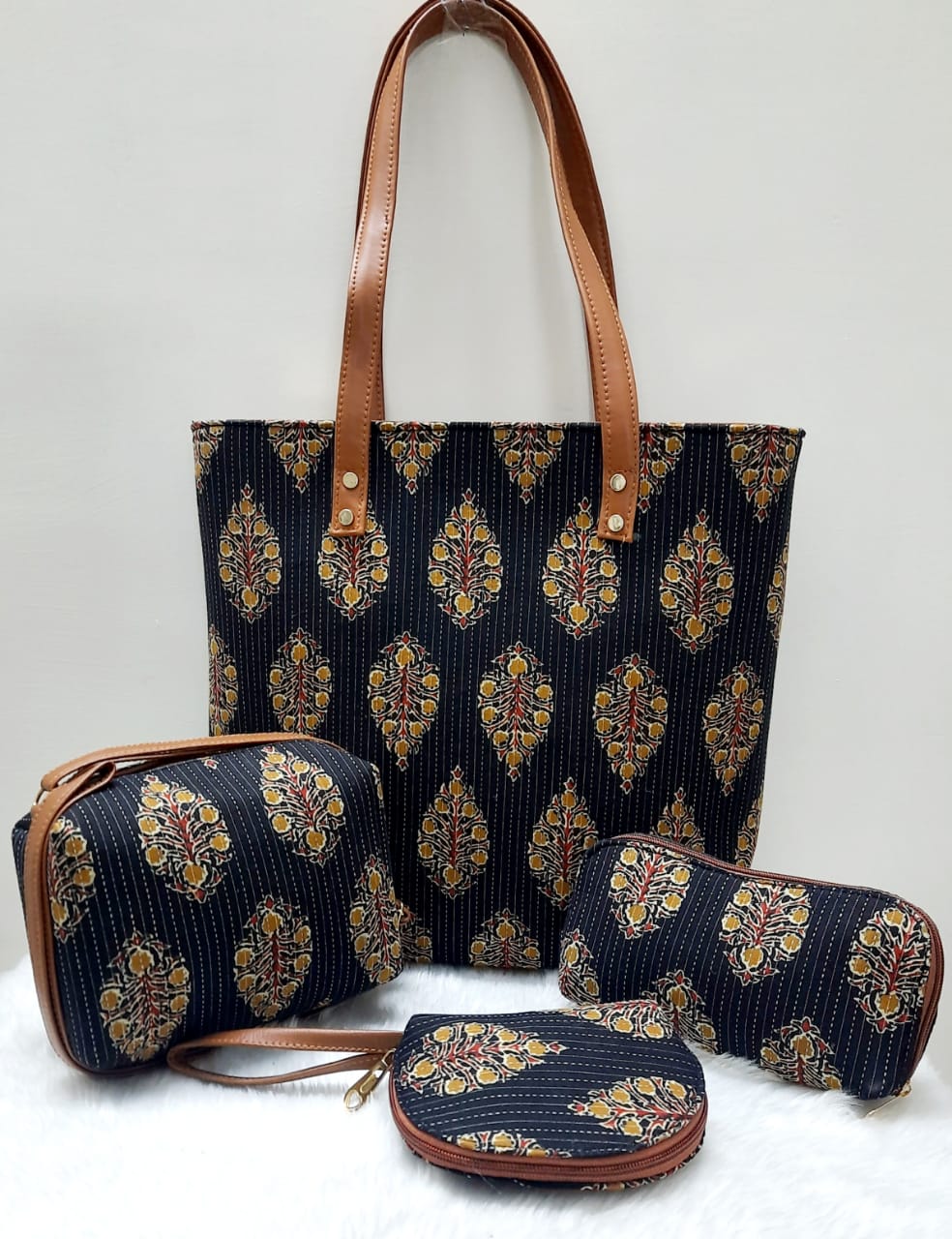Ikat Handbag Set Of 3 : The Morani Fashion