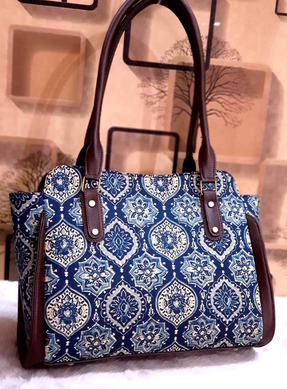 New Design 2019 portable Bag | Olist Women's Other Brands Handbags For Sale  In Nigeria